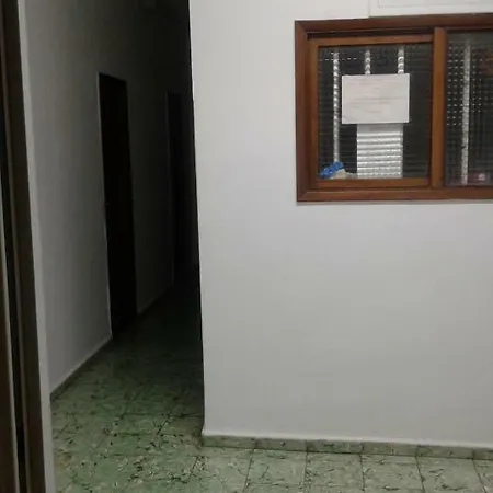 Alvarez בית הארחה