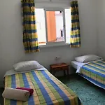 Πανσιόν Alvarez 2*