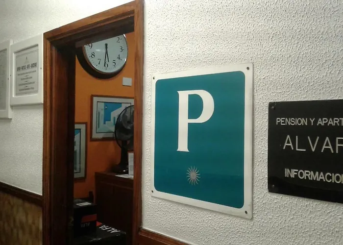 בית הארחה Alvarez 2*